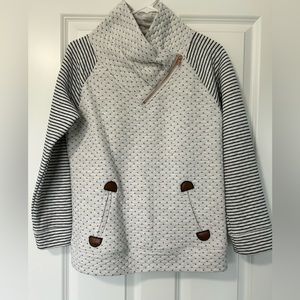 Maurice’s Sweater, Size small